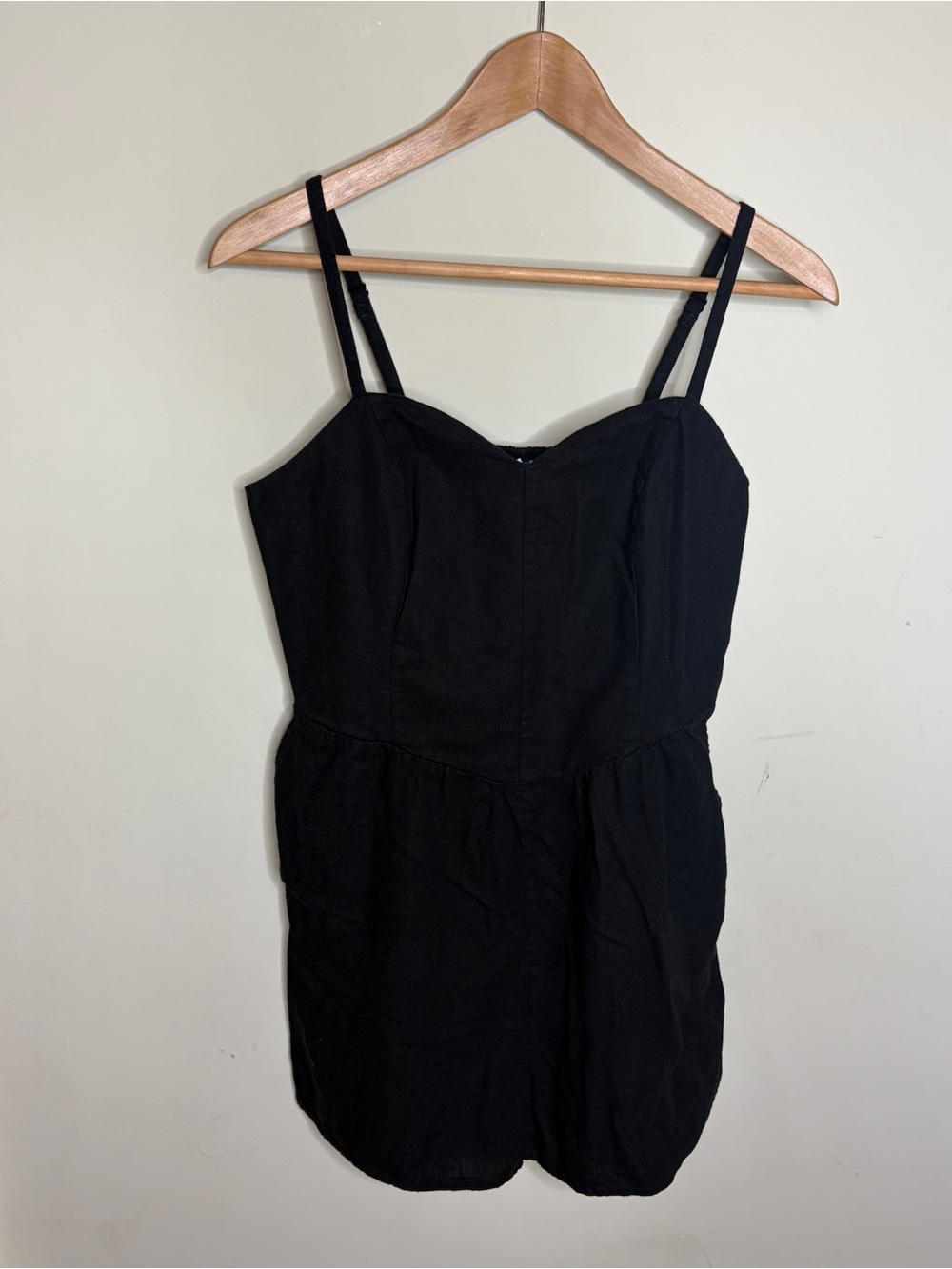 Old Navy Black Linen Romper Size Large